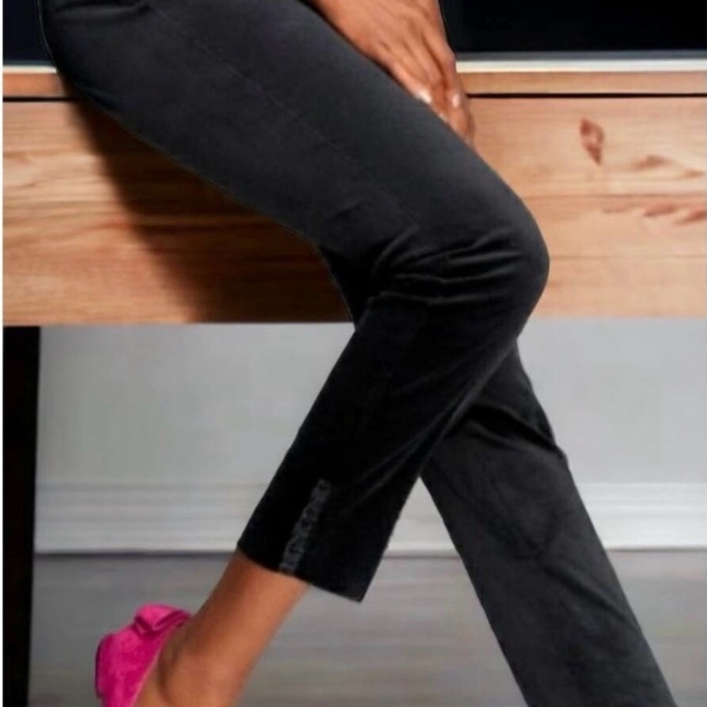 RSVP by Talbots Black Velvet Ankle Trousers Ruffle Ankle‎ Accent Plus Size 16W
